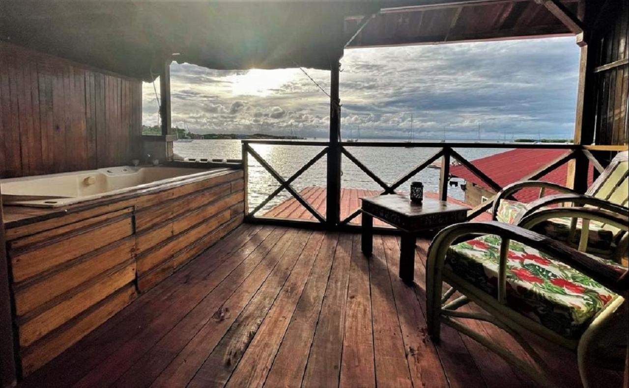 Villa Amaya Bocas del Toro Exterior foto