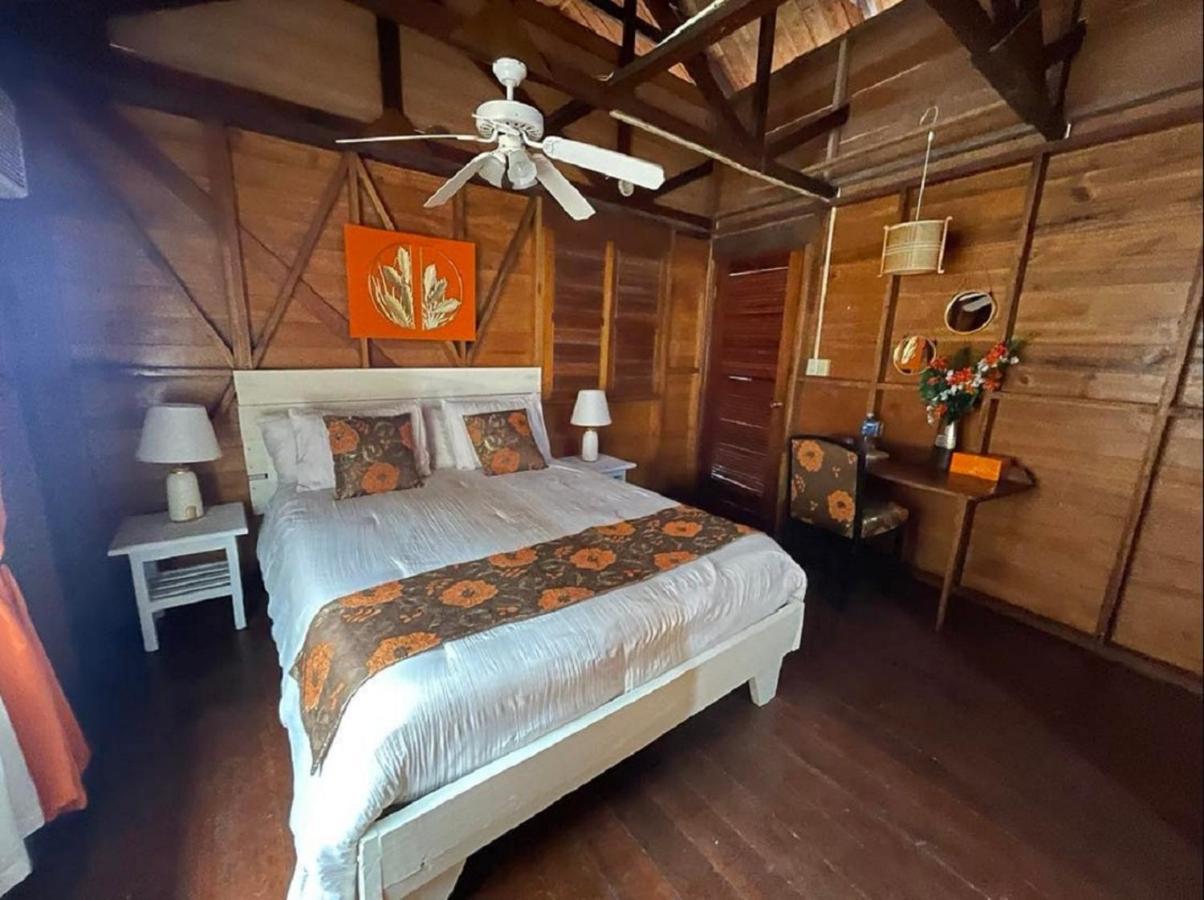 Villa Amaya Bocas del Toro Exterior foto